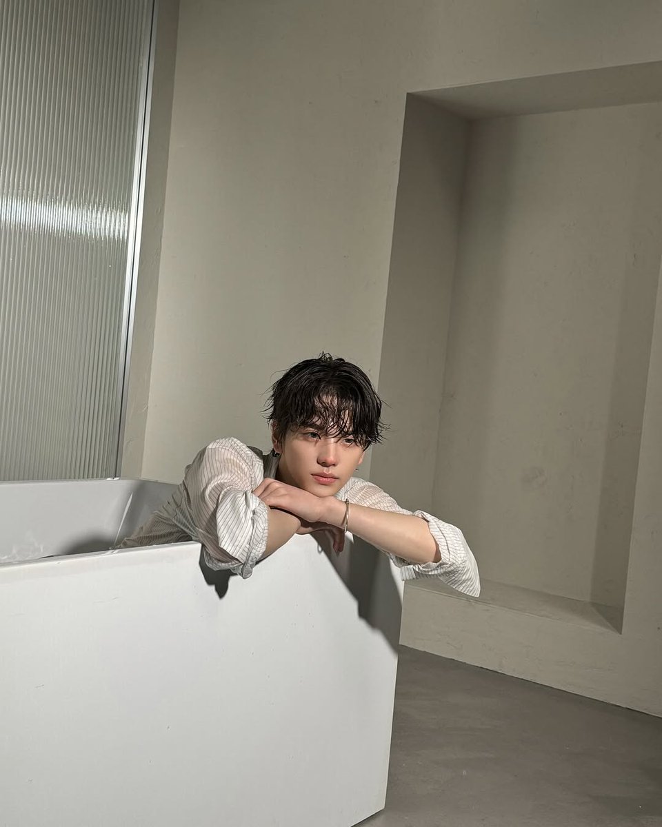 hwanie_117's tweet photo. 진짜 신유 너무 좋아...마음이 설레다 https://t.co/5PWfY17Xra