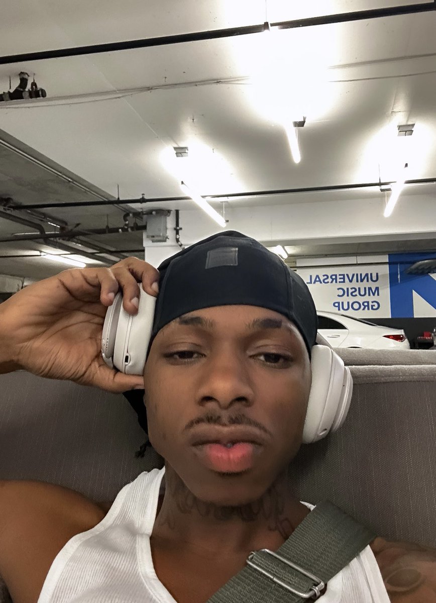 bosslevelgod's tweet image. 