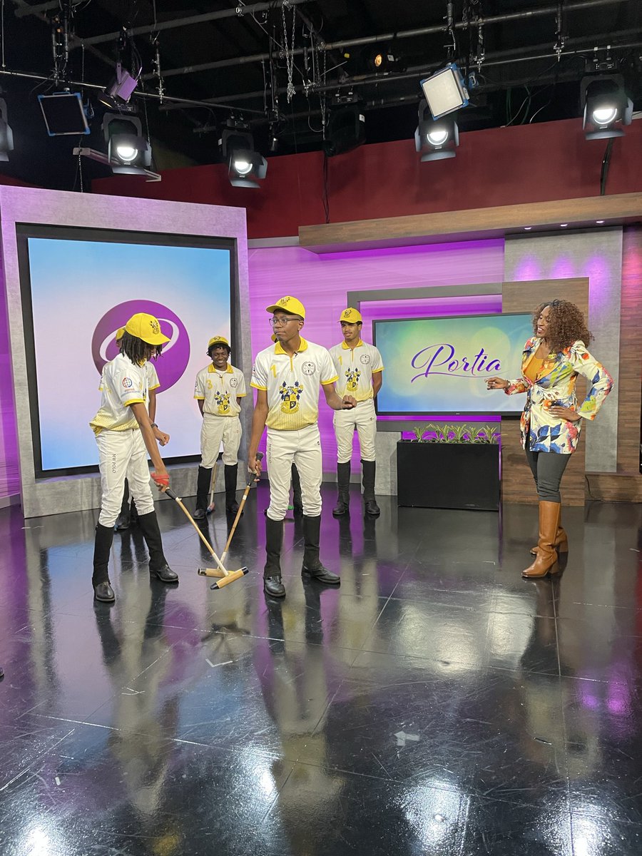 Miss Hammond tweet media