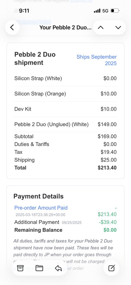 Gemmbu's tweet photo. Pebble 2 Duo の $10 の Dev Kit 頼んだらもういつの間にかもう一個 Pebble 届くことになっている？
注文時 / 今 https://t.co/b1vF8YrcqV