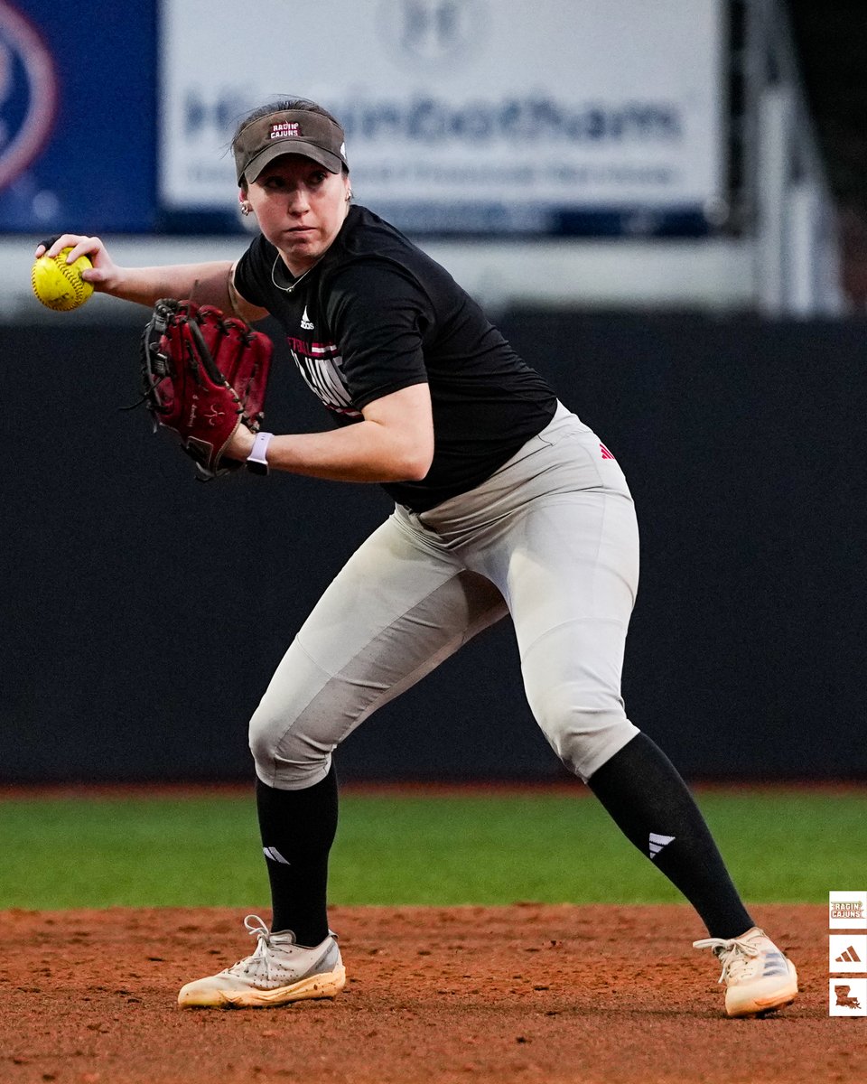Louisiana Ragin' Cajuns® Softball tweet media