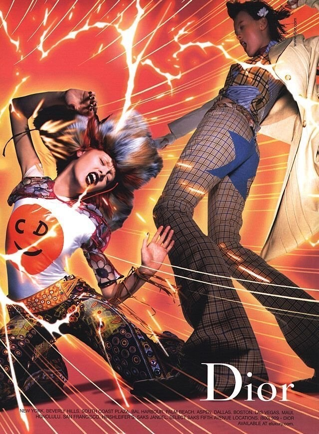 HardestFitPics's tweet image. Christian Dior 2001 Fall/Winter 

photographed by Nick Knight 📸