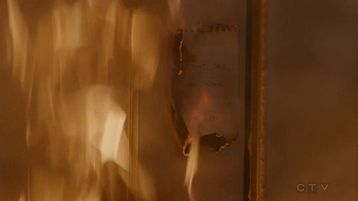 thisisusbra's tweet image. O bilhete que nunca foi lido...

"Kevin,
Se eu não te ver amanhã antes do trabalho
Eu te amo
Você nos deve um pedido de desculpas
Papai"

#ThisIsUs