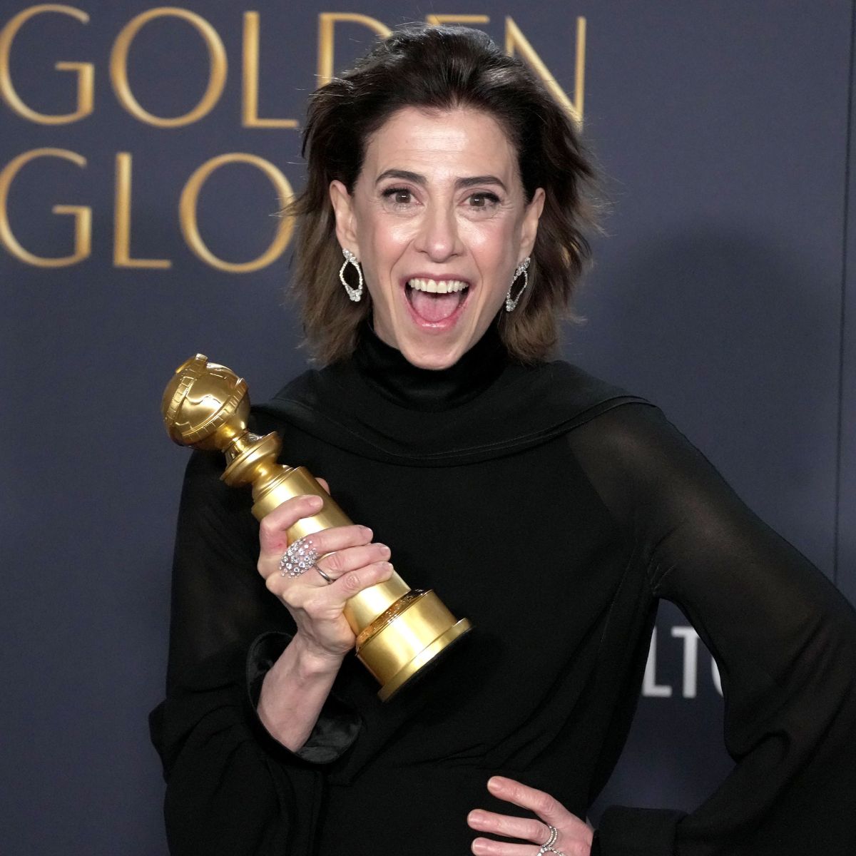 brshollywood's tweet photo. Brasil pode ser bicampeão no Globo de Ouro! 🏆🏆🇧🇷🇧🇷

De acordo com os especialistas do site Gold Derby, Wagner Moura tem 92,3% de chances de vencer o Globo de Ouro de Melhor Ator em Filme de Drama por "O Agente Secreto".

Caso a vitória se confirme, Moura se juntará a Fernanda Torres, que venceu o prêmio de Melhor Atriz de Filme Drama por "Ainda Estou Aqui".