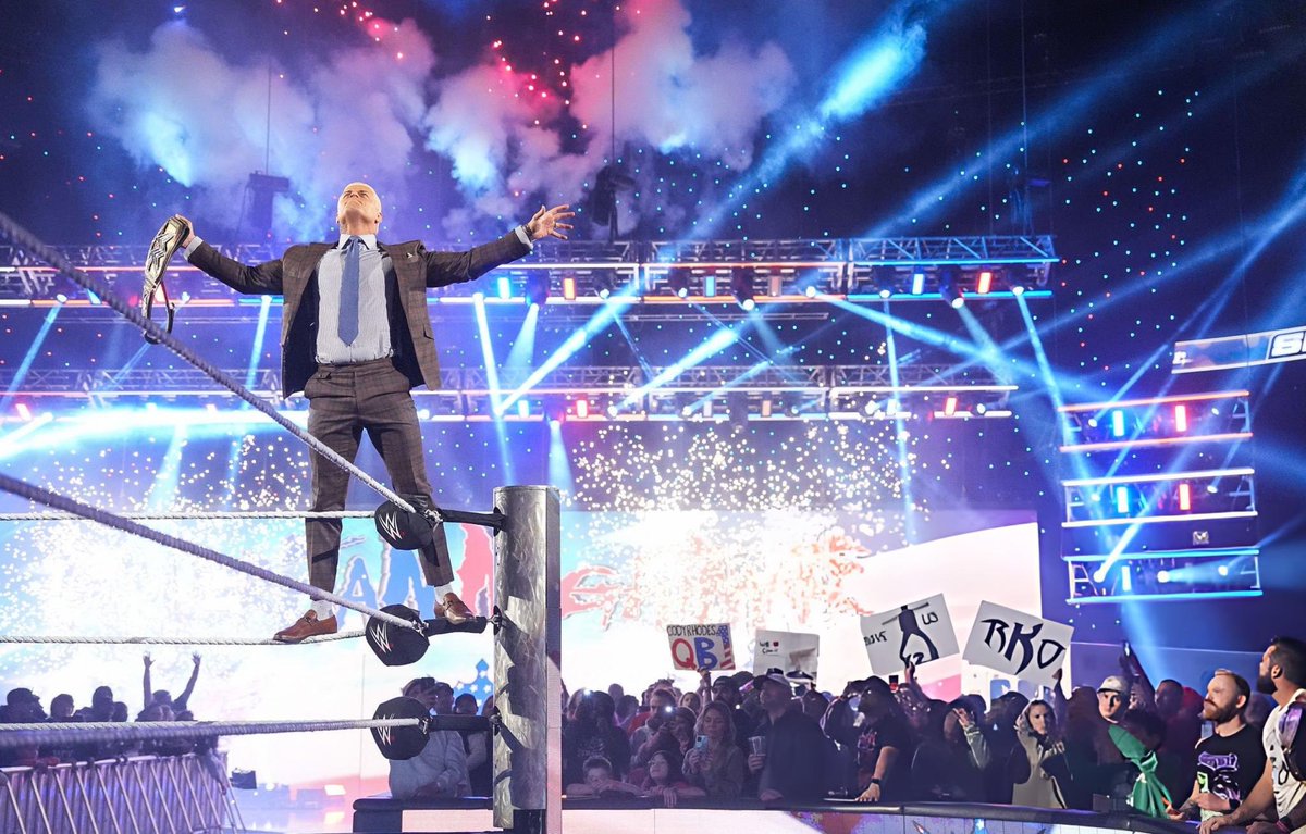 AscentToGlory's tweet photo. As WWE Champion, my honor is my word and to defend this brand is something I cherish. Though to others, they look to break my will. https://t.co/J1weYaxu7N