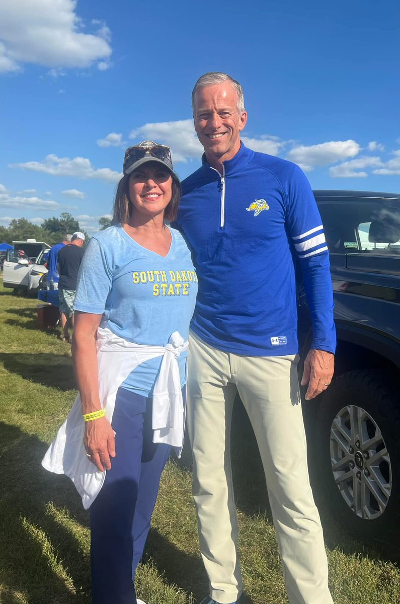 Happy Birthday <a href="/LeaderJohnThune/">Leader John Thune</a> 🎂

Thank you for making South Dakota proud and fighting the good fight for us in Washington. 🇺🇸