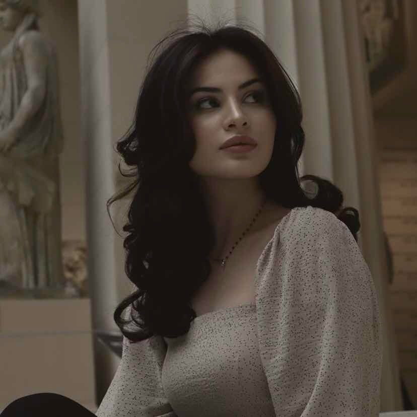 f0oa0's tweet image. -
-

هنـاك وجـوه ماكـرة.. 
جميـلة من الخـارج .. وقبيحـة من الداخـل
 رسم علـ ى جبينهـا الكــذب .. ويـروي عطشهـا النفــاق .. 
   اذهلتنــ ي وقحتهــا ،،، !!💔👏🏼

#حقيقــة
#صبــااحـااتي