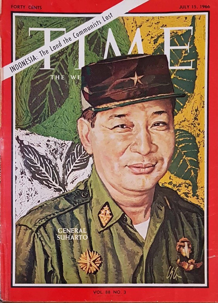 rgantas's tweet image. Kejem kali ente nyebut doi sosialis. Bbrp kenalan ane yg terobsesi dgn laissez faire, gigih menolak ngaitin Harto dgn kapitalisme. Dan ane sepakat dgn mereka. Karna emg bukan. Yoshihara Kunio dah memberikan definisi yg tepat utk Orba. "Ersatz Capitalism" alias Kapitalisme Semu…