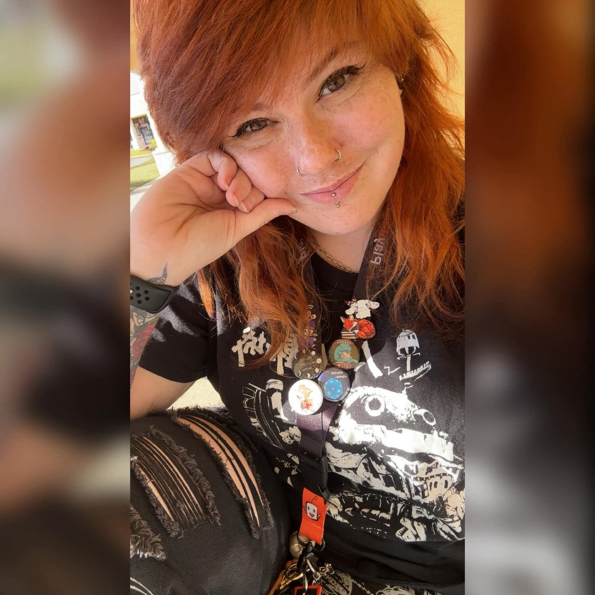 LizzyLeSlut's tweet image. Who needs to be fed nudes while they trib? DM or interact 💕