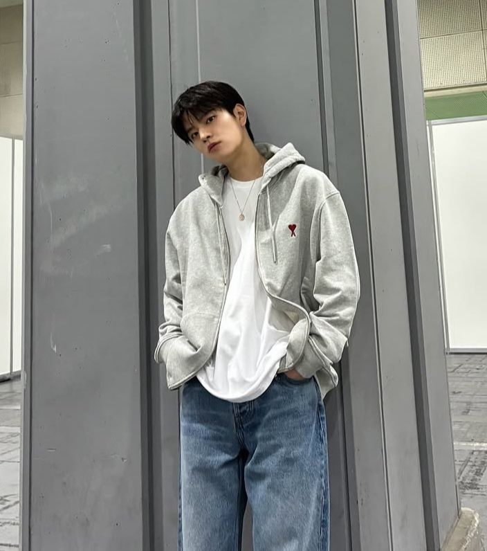 𝒜𝓃𝒶 ☆ tweet media