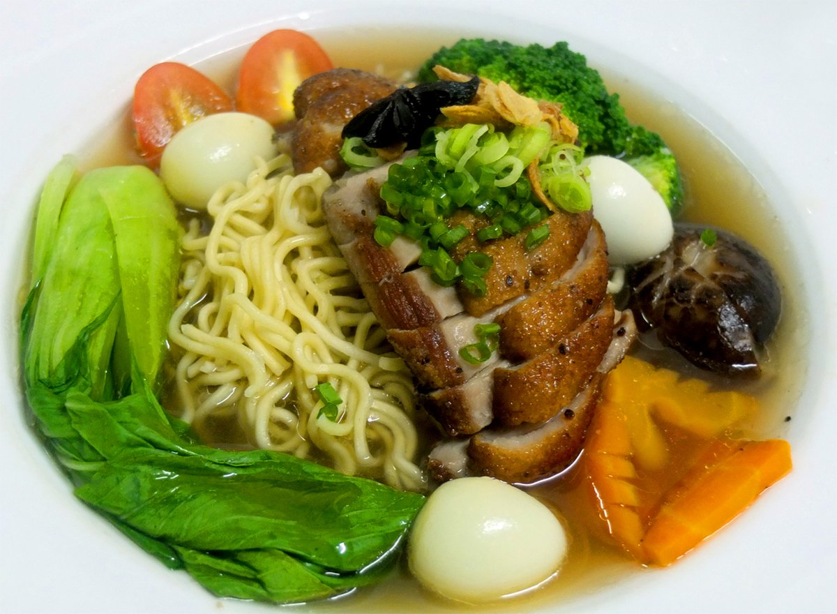 UbudWana's tweet photo. Mie Kuah Bebek Panggang🍜
A bowl of comfort, crafted to perfection.
Rich broth, tender roasted meat, fresh vegetables, and springy noodles every bite is pure satisfaction.
#ubudwanaresort #ubud #bali https://t.co/GL5Q328V0v