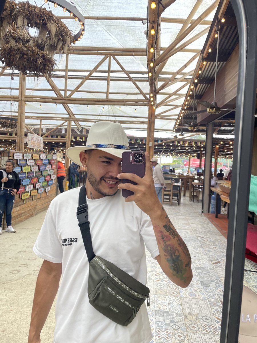 eduardo99048's tweet photo. 🥵😏 https://t.co/CQZzWqG8zD