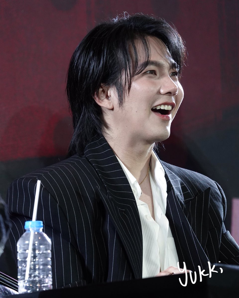 yukki_trick's tweet image. A very graceful smile😆
Sometimes he really seems like a prince.

#UNLEASHTHEBUILDDAY2 
@buildurluve #BuildJakapan