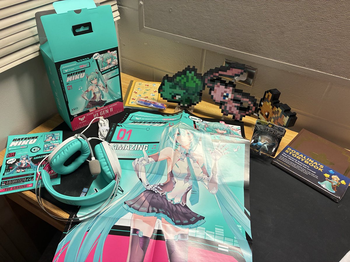 fri finallyfri tweet media