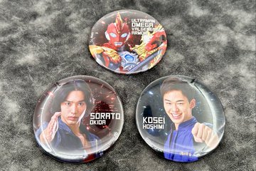 【#ULTRAMAN キャラポップストア】

≪再入荷のお知らせ≫
本日より下記商品の再入荷分を販売いたします！
・缶バッジコレクション 第16弾 (全11種) 
・ポストカードセット 第16弾 3枚入 (全10種)