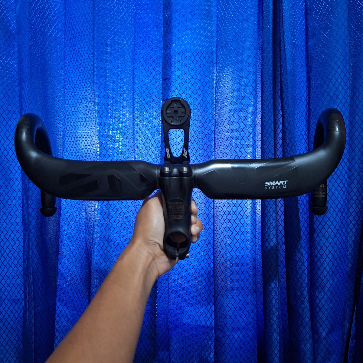 Barset enve smart system/ses (original)
39/44 (flare)
Stem 80mm
Barfly enve k-edge

Very good used

Harga 3jt  nego

Lok. Bogor kota dan bisa rekber

Terimakasih 🙏 

#fnfjb <a href="/FnFjb/">FnF Jual Beli</a>