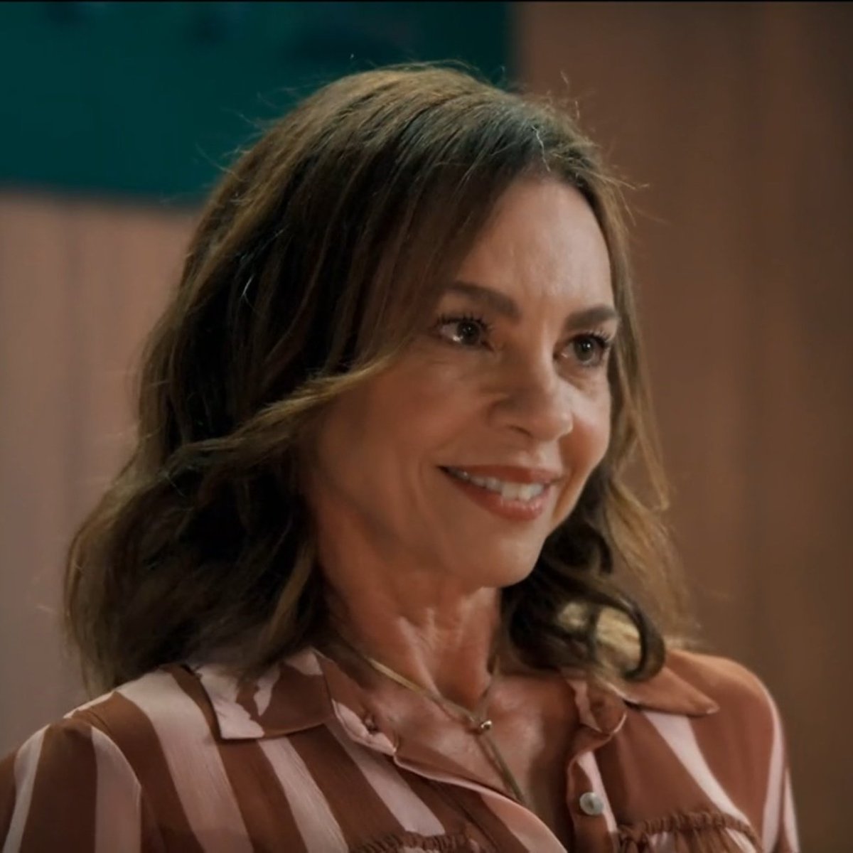 Fingertoppar_'s tweet image. atualizada a lista de pessoas que não tem casa nessa novela 
#TrêsGraças