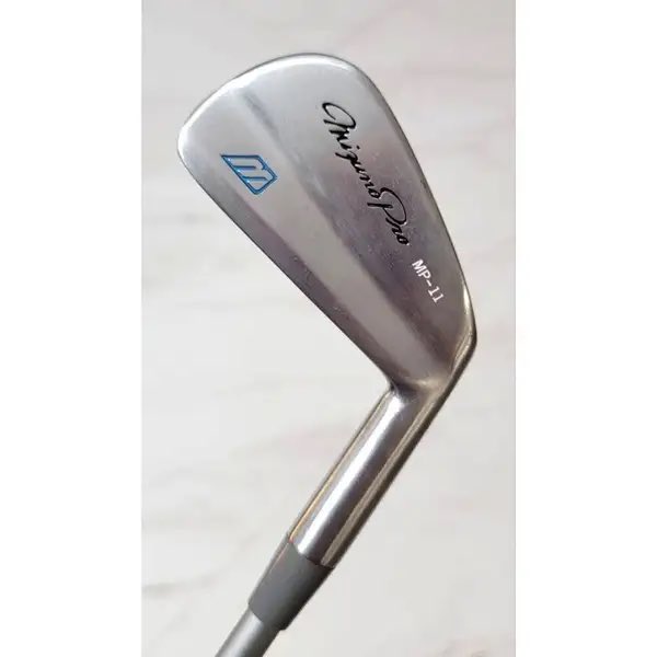 My
Favorite
Set
Of
Irons

When I moved to GA from FL in 1997, golf was one of the few activities I took with me. 

I was 12.

Played alone at our local course, a “club” at which the BV would surely scoff.

That’s when I met “The Judge” and received my first set of real irons…

I
