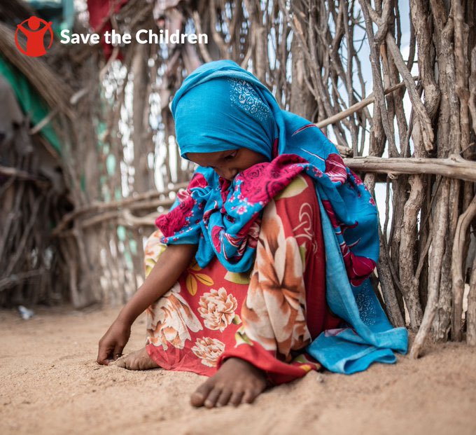 RoyalEverythin's tweet image. Be human, save the children #invisiblechildren ❤️❤️