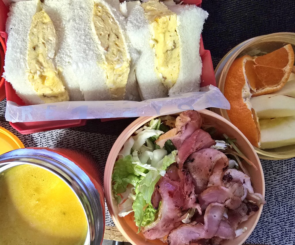 ✩サザエ✩ サザエさん 九谷焼 青郊窯 オリジナル