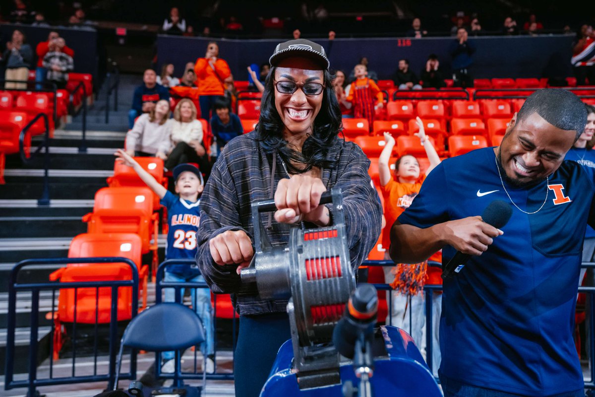 Illinois Women's Basketball tweet media