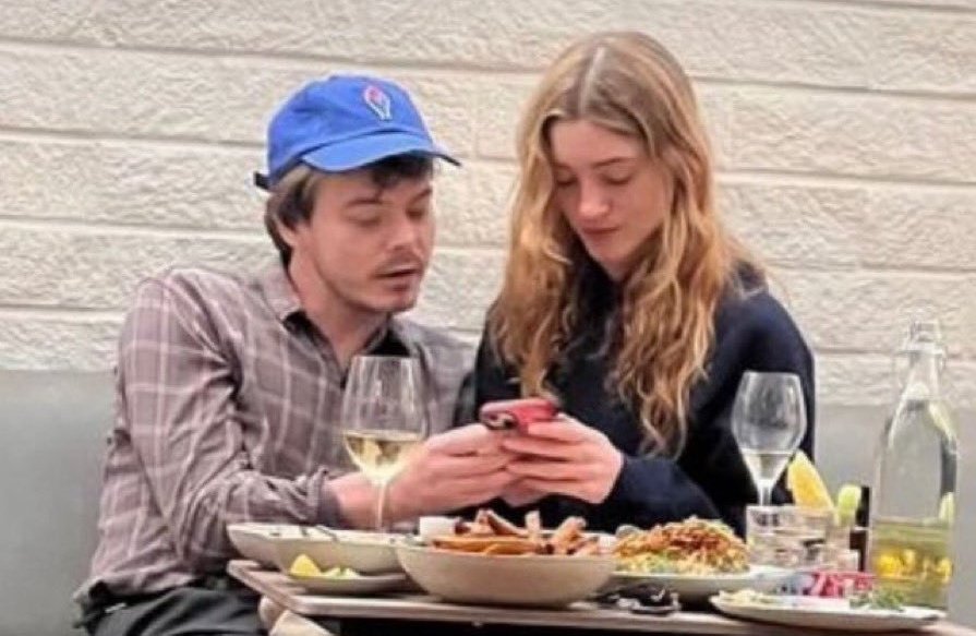krys | natalia dyer advocate tweet media