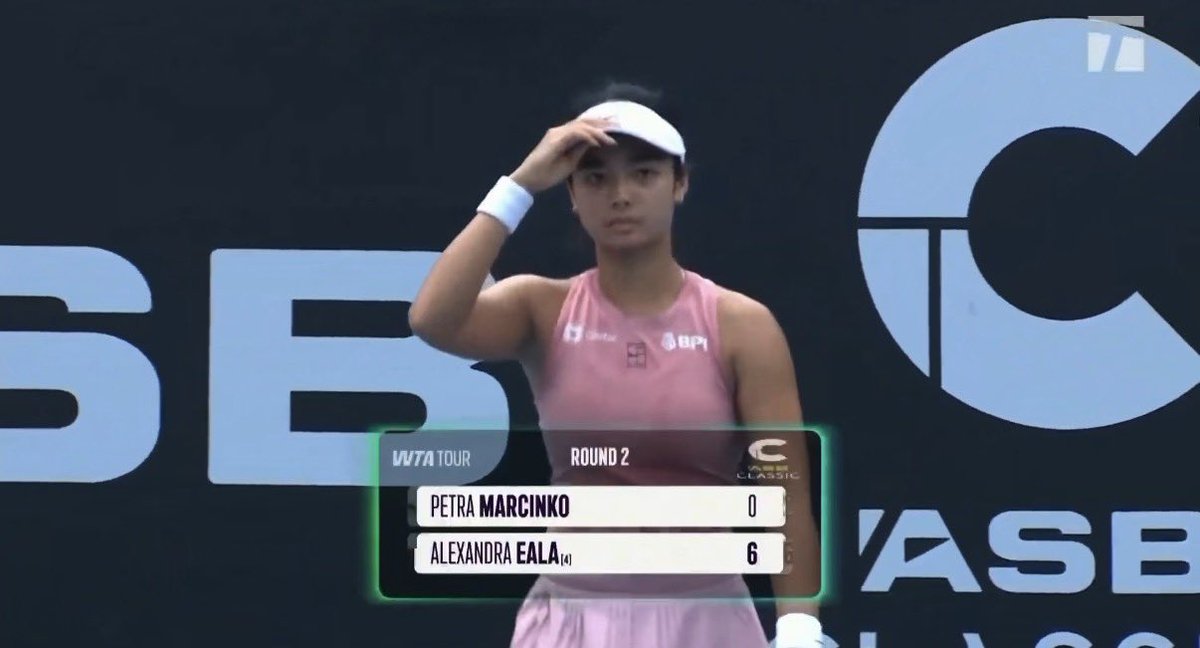 geechives's tweet image. “eala can cope with the windy conditions… so so well” 

at this point, i can tell that alex knows how to play in windy conditions 🥹 it could be one of her strengths.