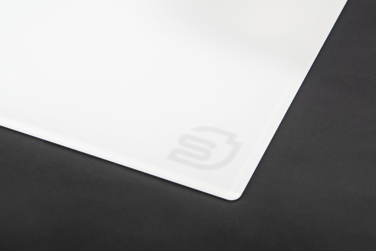 Amazonで販売開始しました！ STORIA Nulla White（6,600円） ・42×49cm