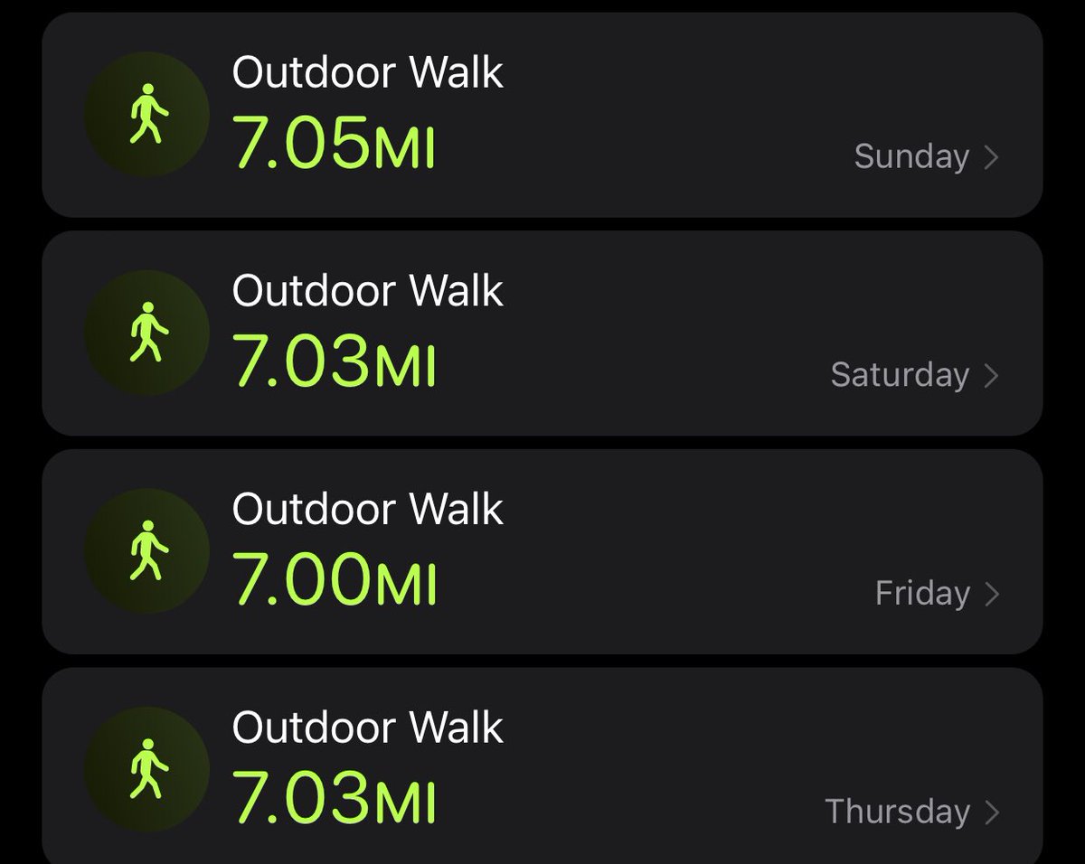 gregthesorcerer's tweet image. I’ve invented a new diet called “the adventurer” where you walk for two hours straight every day and eat nothing but rotisserie chickens