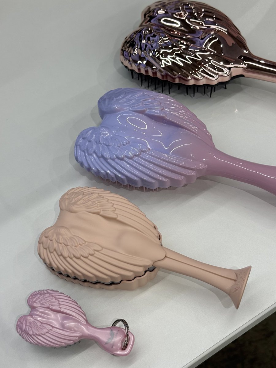 네........? 저희 4대째 엉덩이 가문인데요......???