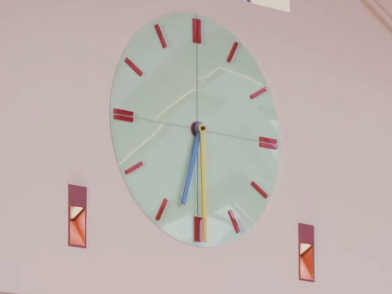 AmericaOne21474's tweet image. Guys if they posted at 8pm it would be conformity. This is about breaking free from conformity.

#conformitygate

If this really fits the way the clues have been laying then 8pm est was a false red herring. Perhaps and im pulling straws, the harkening back to the Russian:

The…