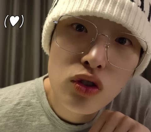 yvnhophile's tweet image. 💔💔💔💔💔💔💔💔