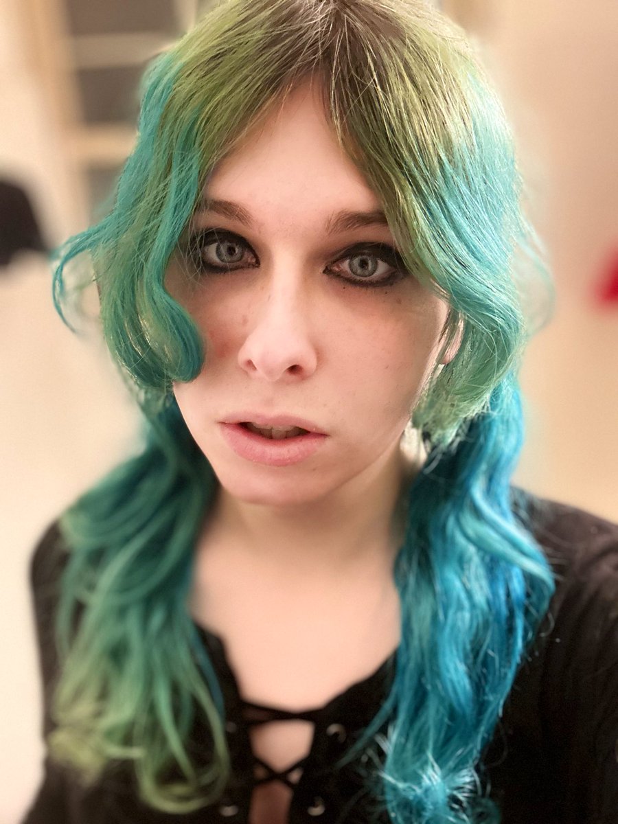 squishynip's tweet image. girl who is delirious with fever and believes she is cursed