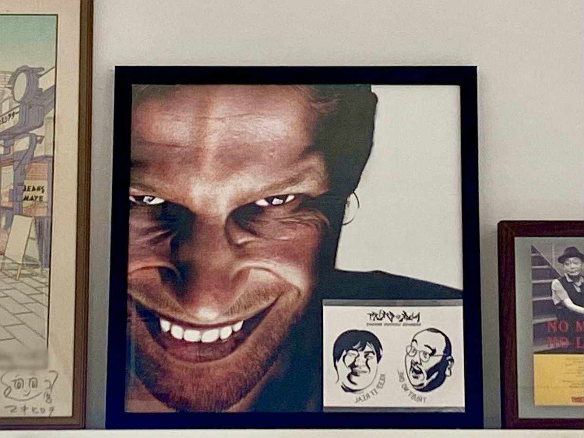 ステッカーの配置、いい感じ