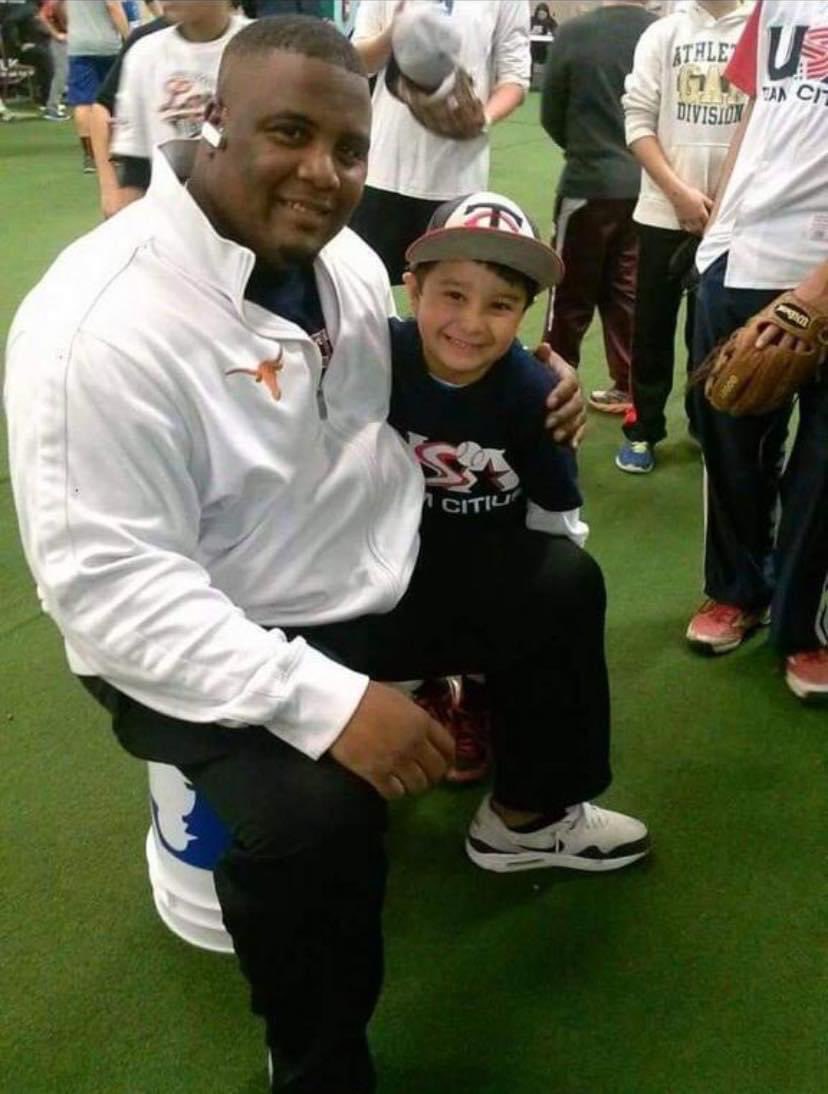 Adrian Castillo tweet media