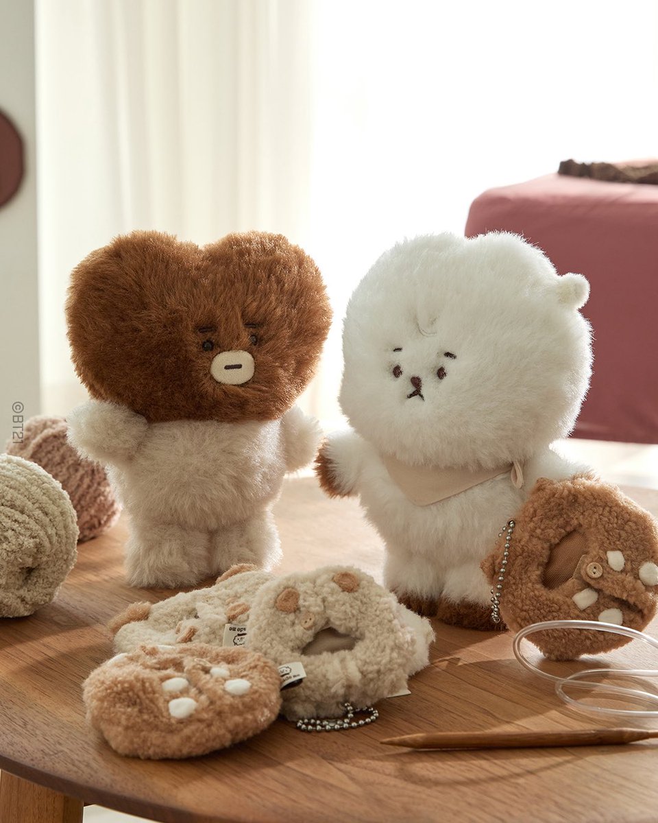 LINEFRIENDSinfo's tweet image. RJ의 다정함이 듬뿍 담긴 선물 도착! 🎁
보송보송 RJ 털로 만든 인형과 키링, 파우치를 만나보세요 🐑

BT21 MADE BY RJ

📍라인프렌즈 온오프라인 스토어
🔗 tinyurl.com/39u44ttp