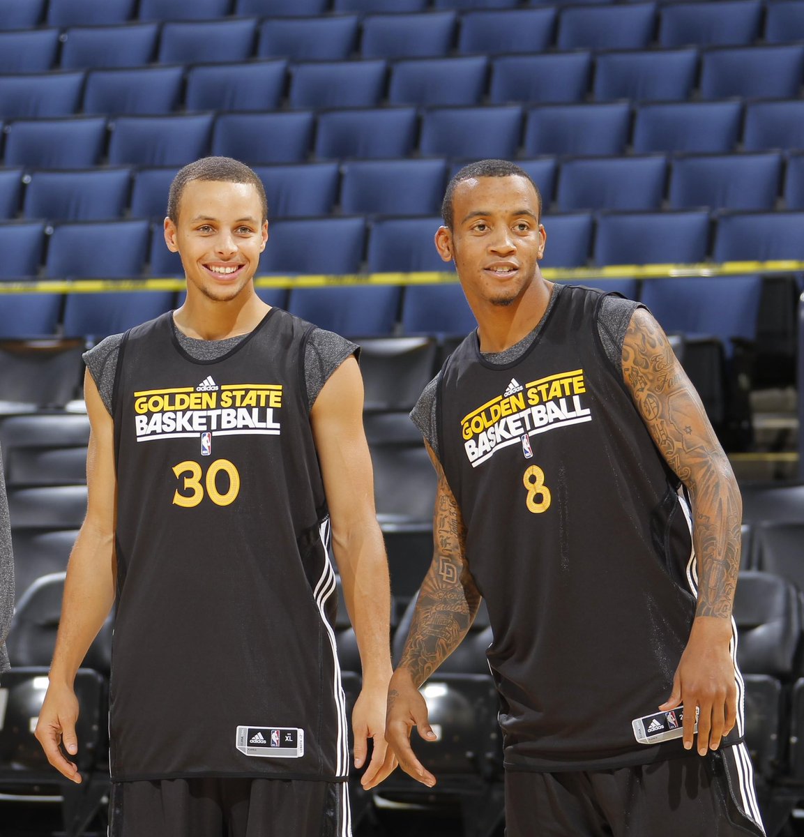 NickDePaula's tweet image. Sneaker Free Agent Curry // Reference No. 8