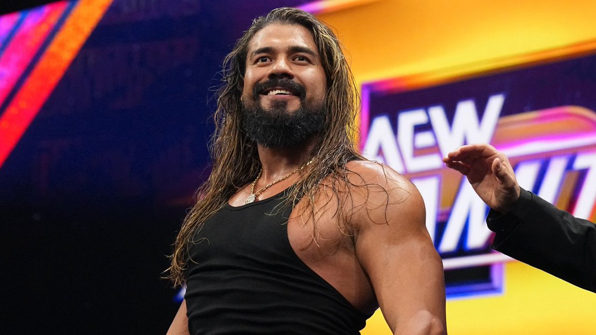 TheDrainmaker's tweet image. Andrade El Idolo is the first pro wrestler from go to WWE to AEW to WWE to AEW to WWE to AEW.

UNREAL WRESTLER.