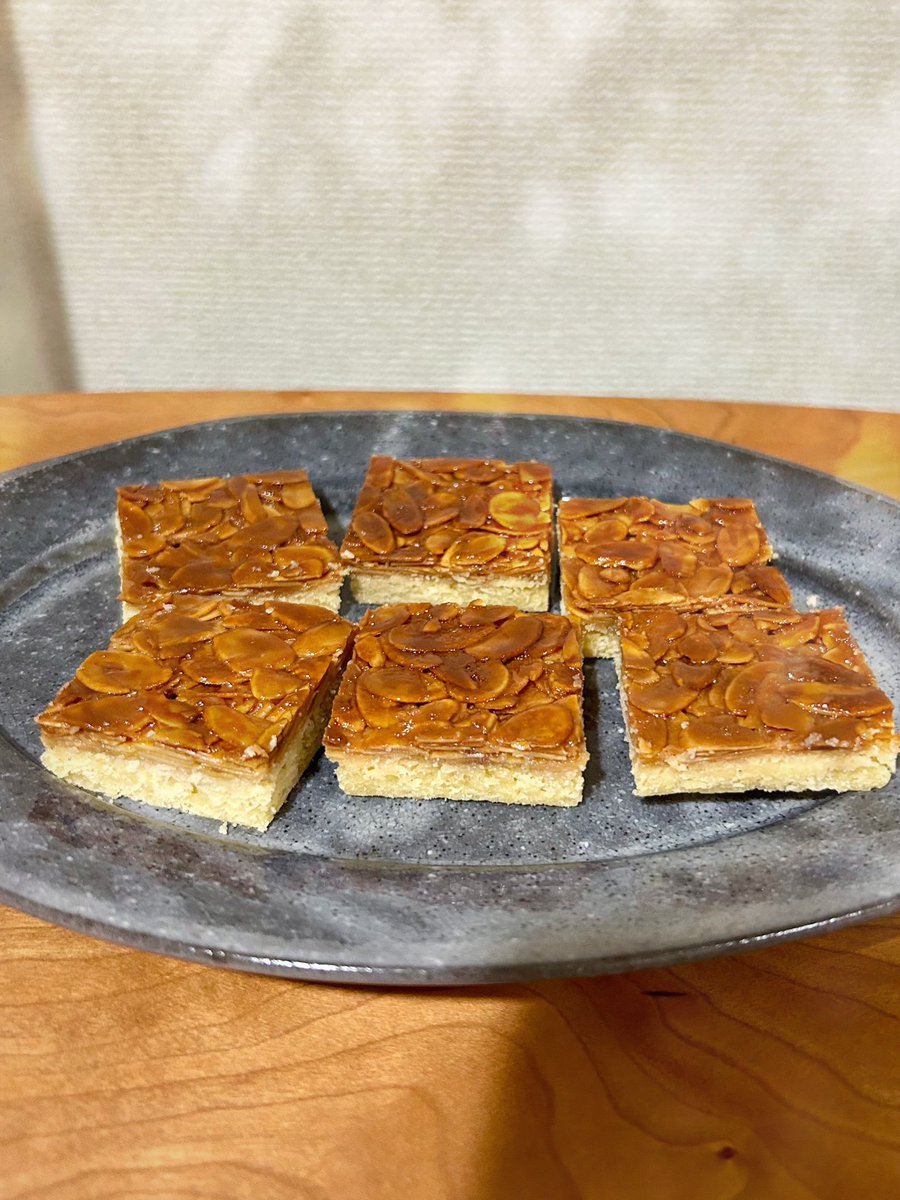 フロランタン焼いた𖠚ᐝ
