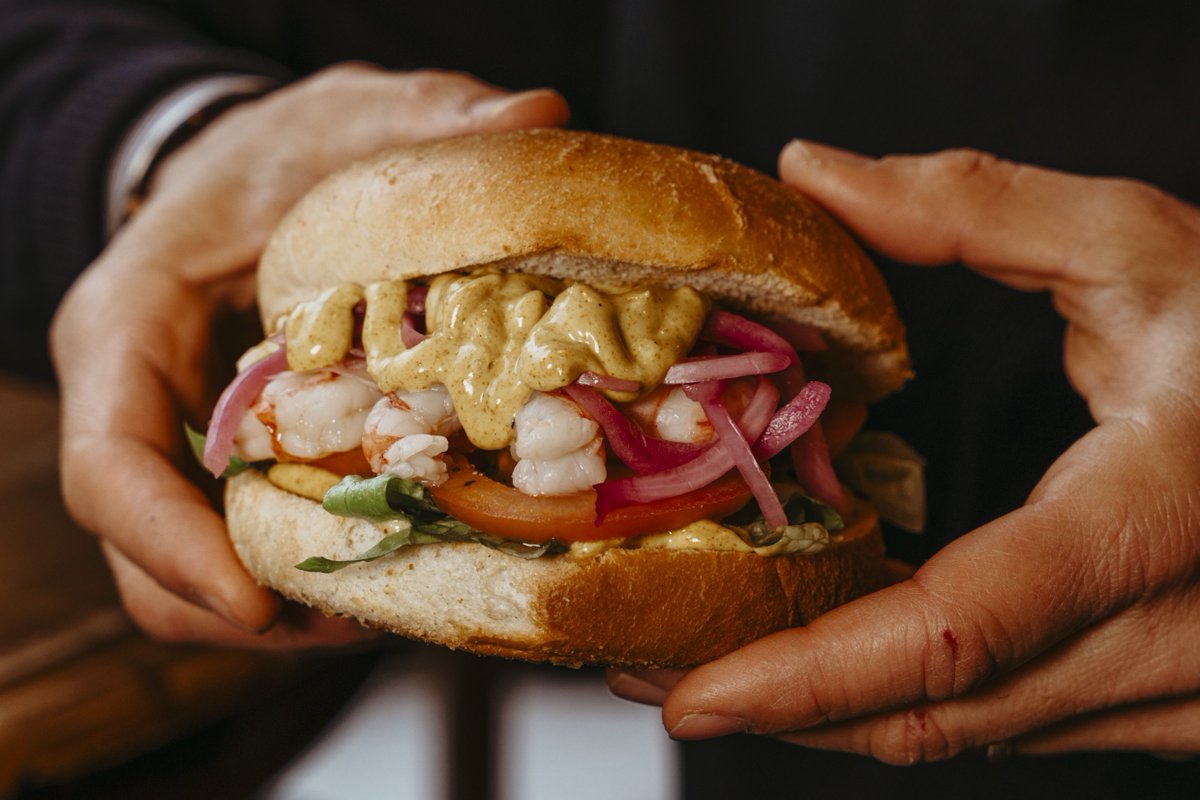 Il Mare tra due fette di pane!
#seafood #pescepane #firenze #streetfood #burger