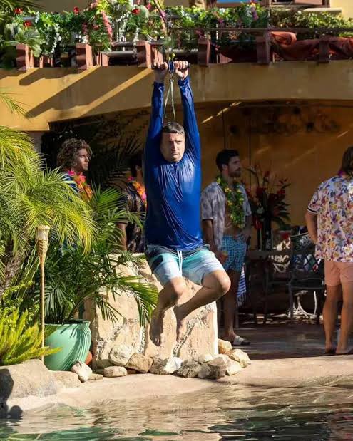 inkerley's tweet image. Guy who goes on the Traitors just to use the full-size snooker table