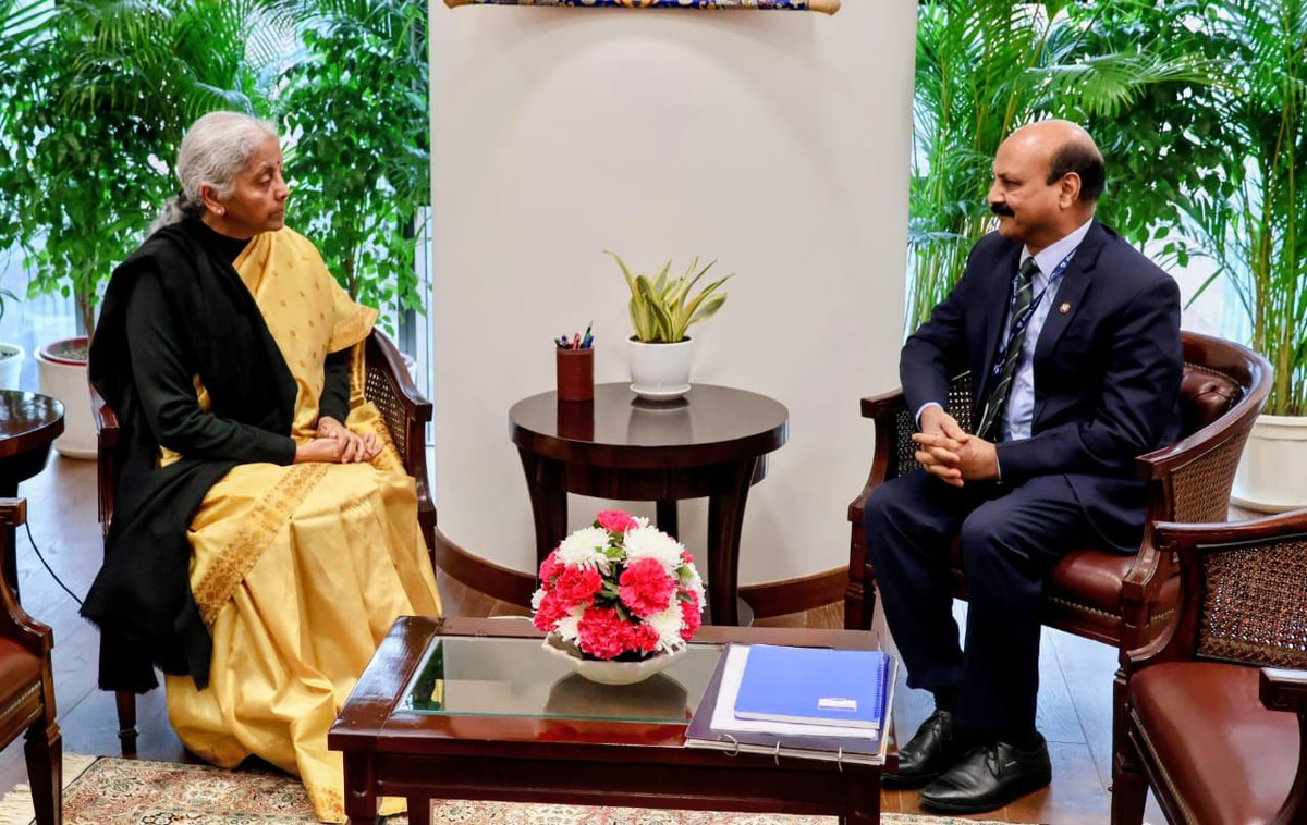 nsitharamanoffc's tweet photo. Shri Ashok Chandra, Managing Director &amp; Chief Executive Officer - @pnbindia, calls on Smt @nsitharaman. https://t.co/pItqA8QSsy