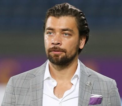 solcugazete60's tweet image. İ. Melih Gökçek’in oğlu Ahmet Gökçek’in eşine ait İzmir Narlıdere’deki 300 milyon TL’lik yapının ruhsatsız ve kaçak olduğu ortaya çıktı.

(Cumhuriyet - Emirhan Çoban)