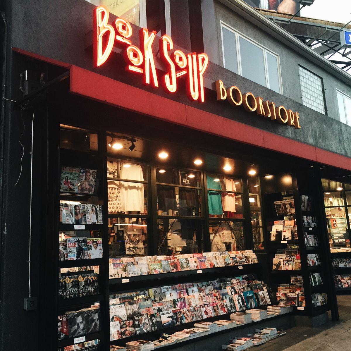 DreamWriterSS's tweet image. I just found out that my book 'We're All We Need' is available through my 3 favorite bookstores in Los Angeles!
• The Last Bookstore @lastbookstorela
• Book Soup @BookSoup
• Hennessy+Ingalls @HennesseyIngals