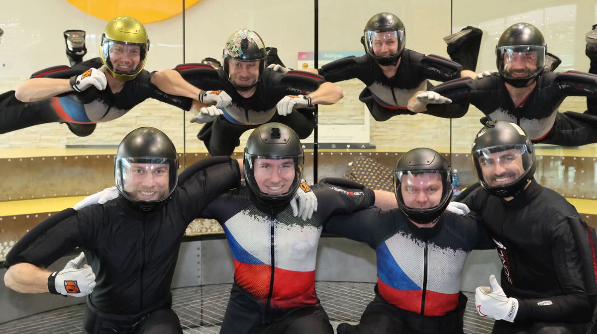 🪂 Parašutisté DUKLA Prostějov zahájili rok 2026 ve větrném tunelu! 💨👍
Trénink skupinové akrobacie v Letňanech pod vedením belgického mistra světa 🥇 je důležitým krokem k mistrovství světa CISM v Lučenci 👏🍀
Více v článku na našem webu 👉
ascdukla.com/aktualita/para…
📸 CPA