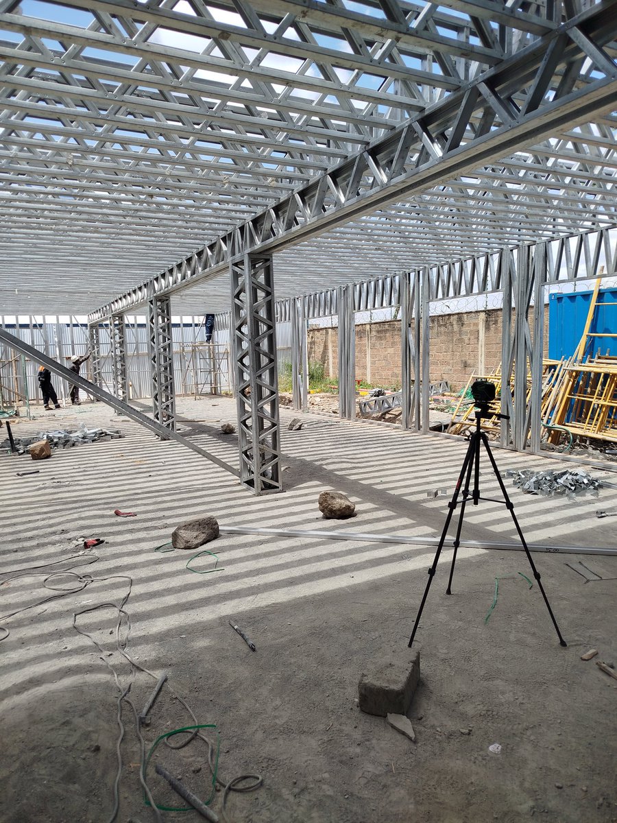AgileCoLtd's tweet image. Progress update from the MRM Showroom site 
Steel framing taking shape with attention to alignment, connections, and durability.

Take a look at the progress.

#MRMShowroom #KenyaEngineering #BuildKE
