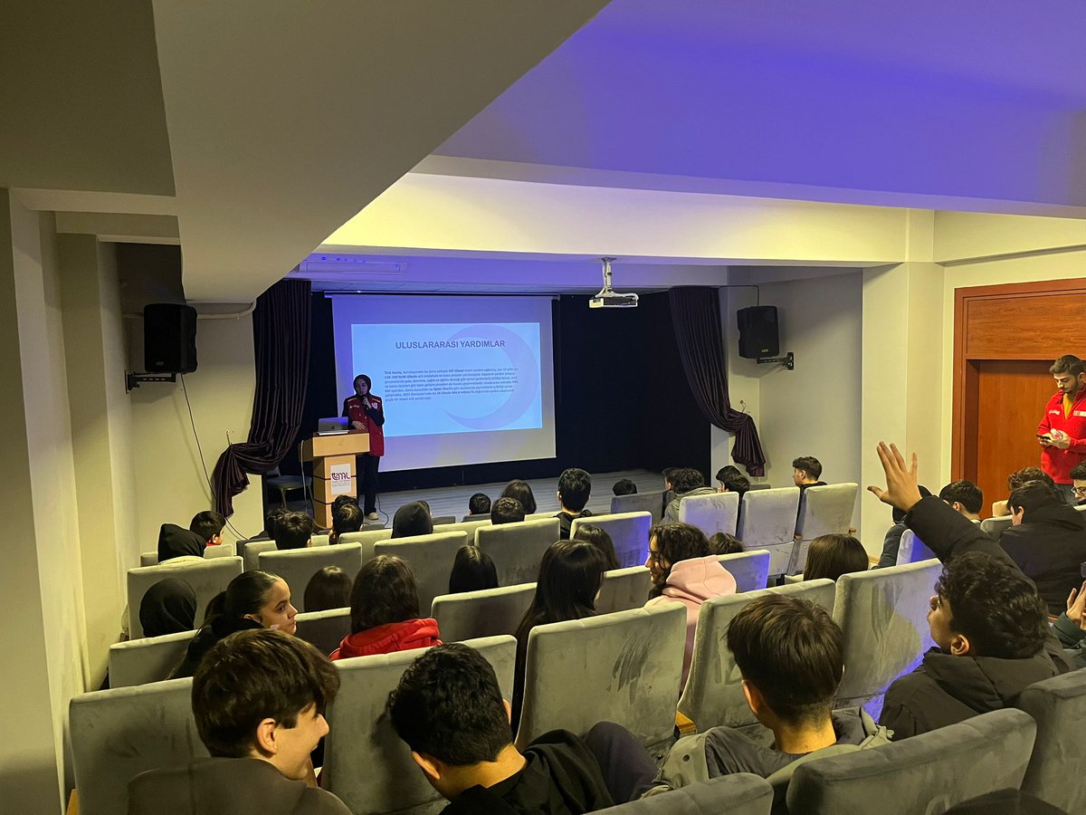 🇹🇷 Okulumuzda Genç Kızılay sunumu gerçekleştirildi. Öğrencilerimiz yardımlaşma, dayanışma ve gönüllülük konusunda bilgilendirildi. Katkılarından dolayı Türk Kızılayı’na teşekkür ederiz. <a href="/tcmeb/">Millî Eğitim Bakanlığı</a> <a href="/istanbulilmem/">İstanbul İl Millî Eğitim Müdürlüğü</a> <a href="/PendikMEM/">Pendik İlçe Millî Eğitim Müdürlüğü</a> <a href="/tcmeb_mtegm/">Meslekî ve Teknik Eğitim Genel Müdürlüğü</a> <a href="/Kizilay/">Türk Kızılay</a> <a href="/genckizilay/">Genç Kızılay</a> <a href="/TuranDgsn/">Turan DAĞAŞAN</a>