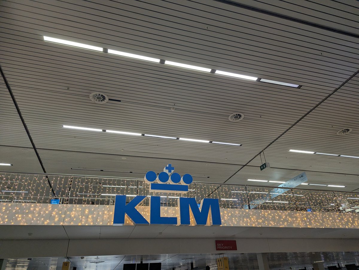 Stroomstoring, maar gelukkig doen de kerstlichtjes het nog wel