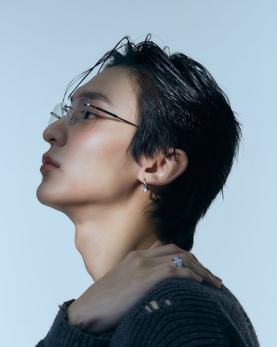 ikhanorr's tweet image. สเปคที่ชอบ
1. หนุ่มตี๋ ✅
2. หนุ่มตี๋ ใส่แว่น ✅✅
3. หนุ่มตี๋ ใส่แว่น ธงเขียว ✅✅✅ 

#rryjinnn