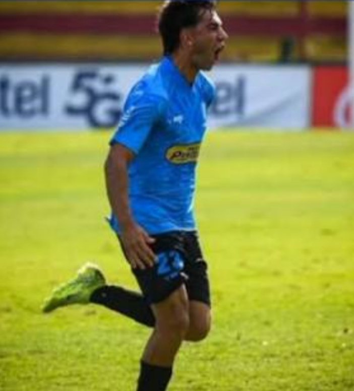 El tacuaremboense Mateo Pereira, el volante central Joaquín Moreira, y el extremo derecho Axel Perdomo se perfilan para ser las próximas altas de 
<a href="/TacuaremboFC1/">Tacuarembó Fútbol Club</a>